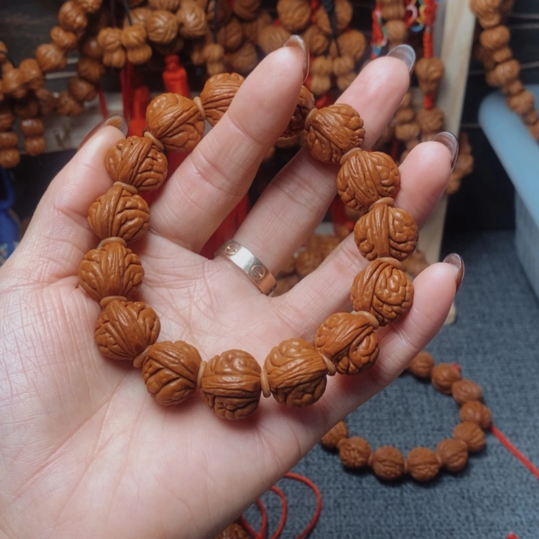 吊坠桃核龙纹桃枭