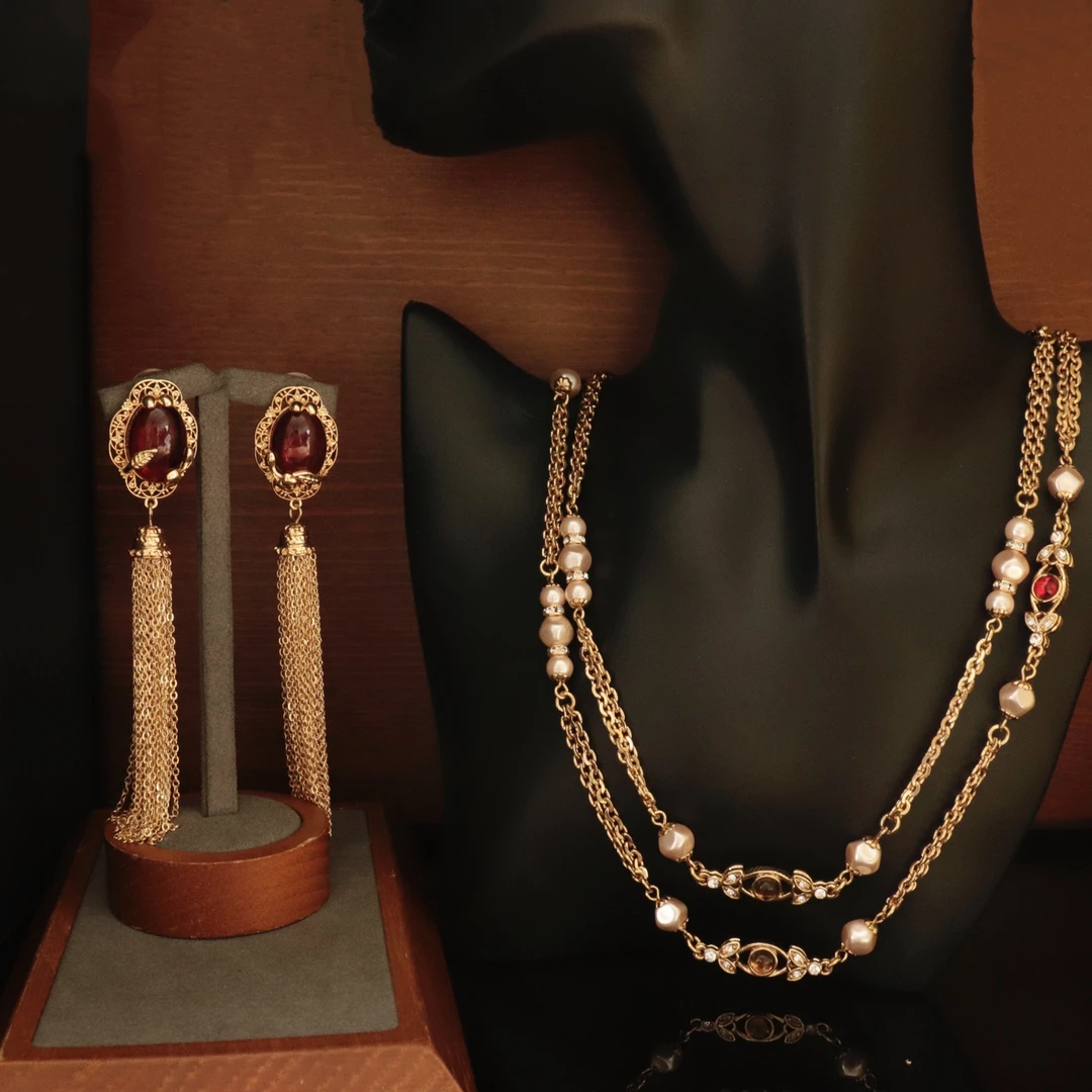 铜合金琉璃项链 复古宫廷风琉璃流苏长款大扫肩红色耳钉项链套装