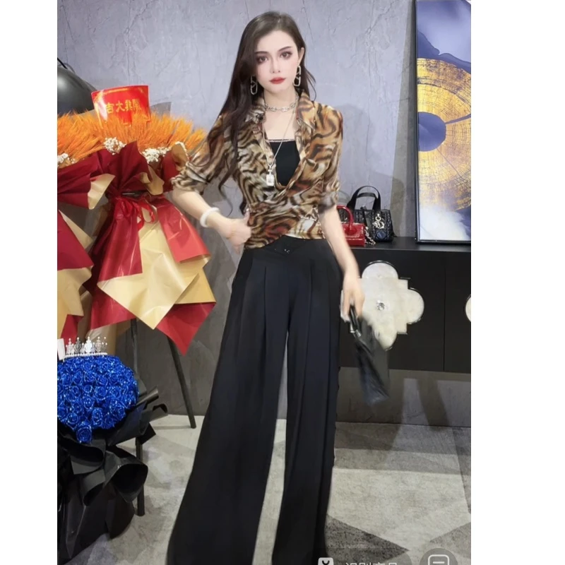 【YING FASHION】莹老板-【王的女人】时尚气质虎纹衬衫上衣 8020538