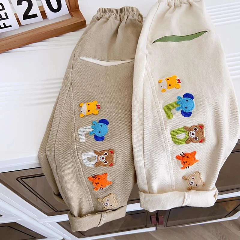 新秋中小童男童新款儿童套装卡通刺绣休闲男童裤子百搭裤子