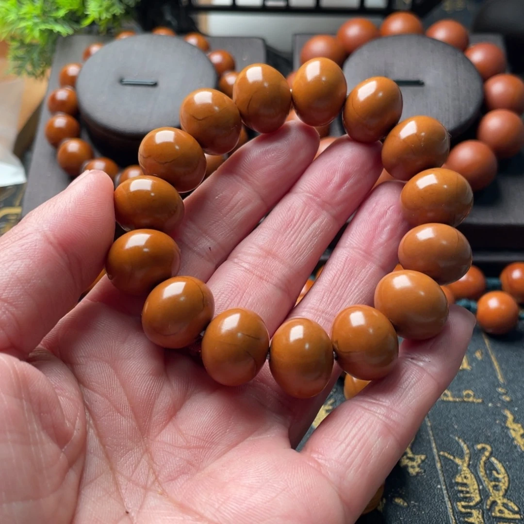 大***剁吊坠橄榄核橄榄1.6