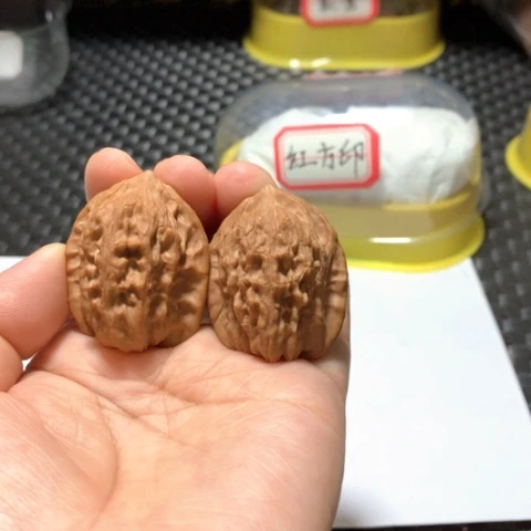 文玩核桃吊坠野生