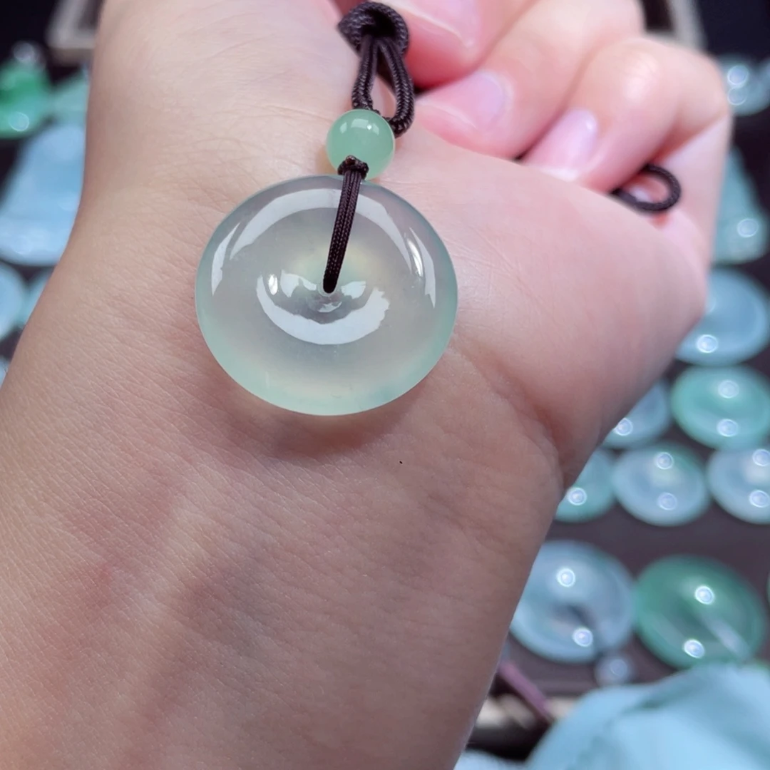 颈饰未镶嵌翡翠扣子
