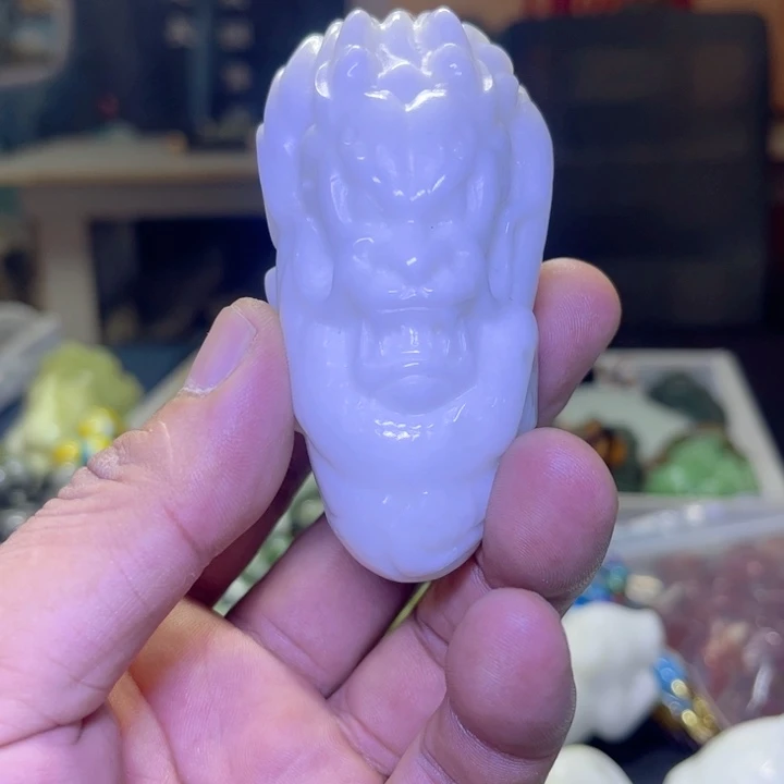 领***悟蛇纹石玉未镶嵌颈饰