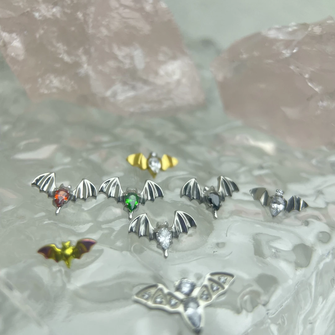 合金耳饰 F136钛合金耳钉蝙蝠系列养耳洞甜酷朋克风耳垂耳蜗小众