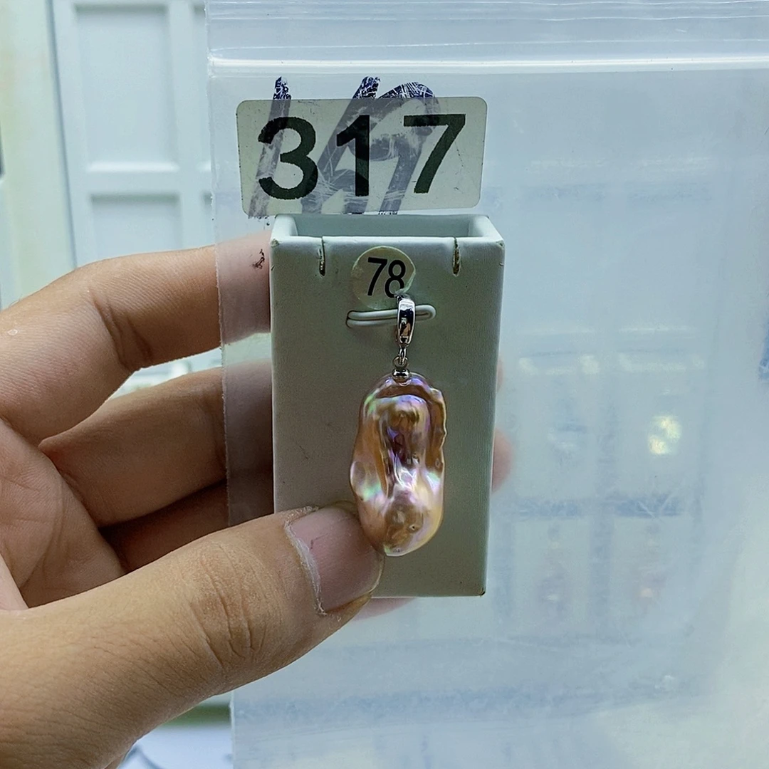 颈饰合金淡水珍珠