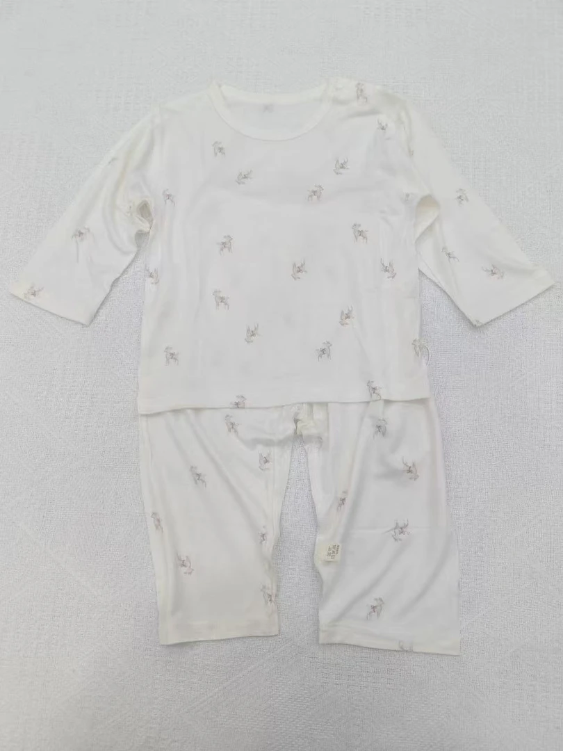 龙飘飘小可爱肩扣九分套空调服