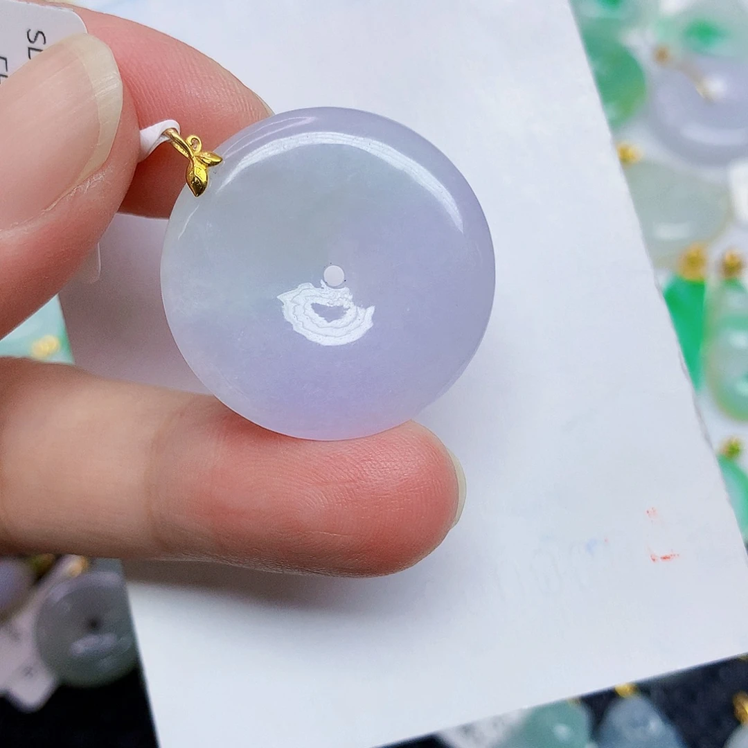 翡翠18K金镶嵌颈饰3677885