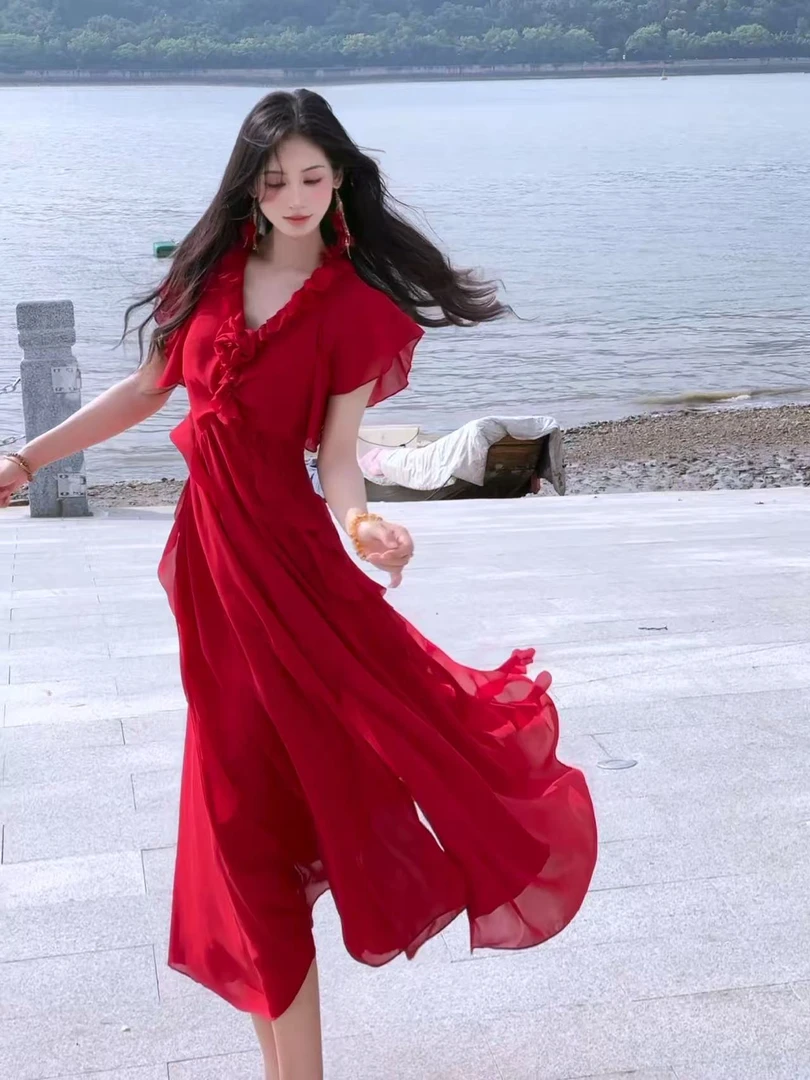 百亿【赤红之光】法式轻奢优雅名媛气质短袖小众显瘦连衣裙