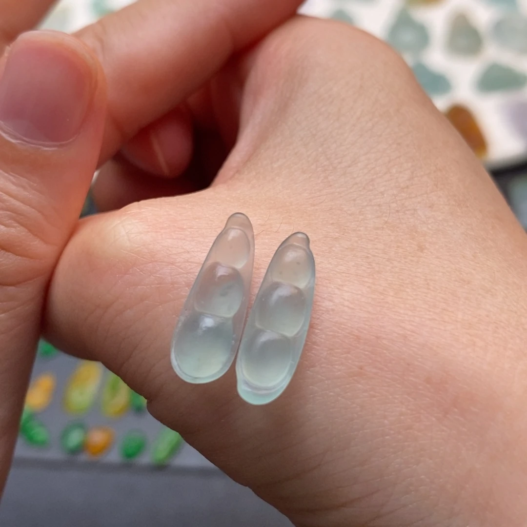 定制翡翠未镶嵌豆子