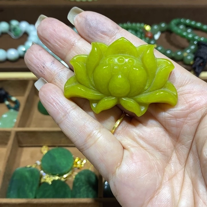 软玉未镶嵌珠宝奇石