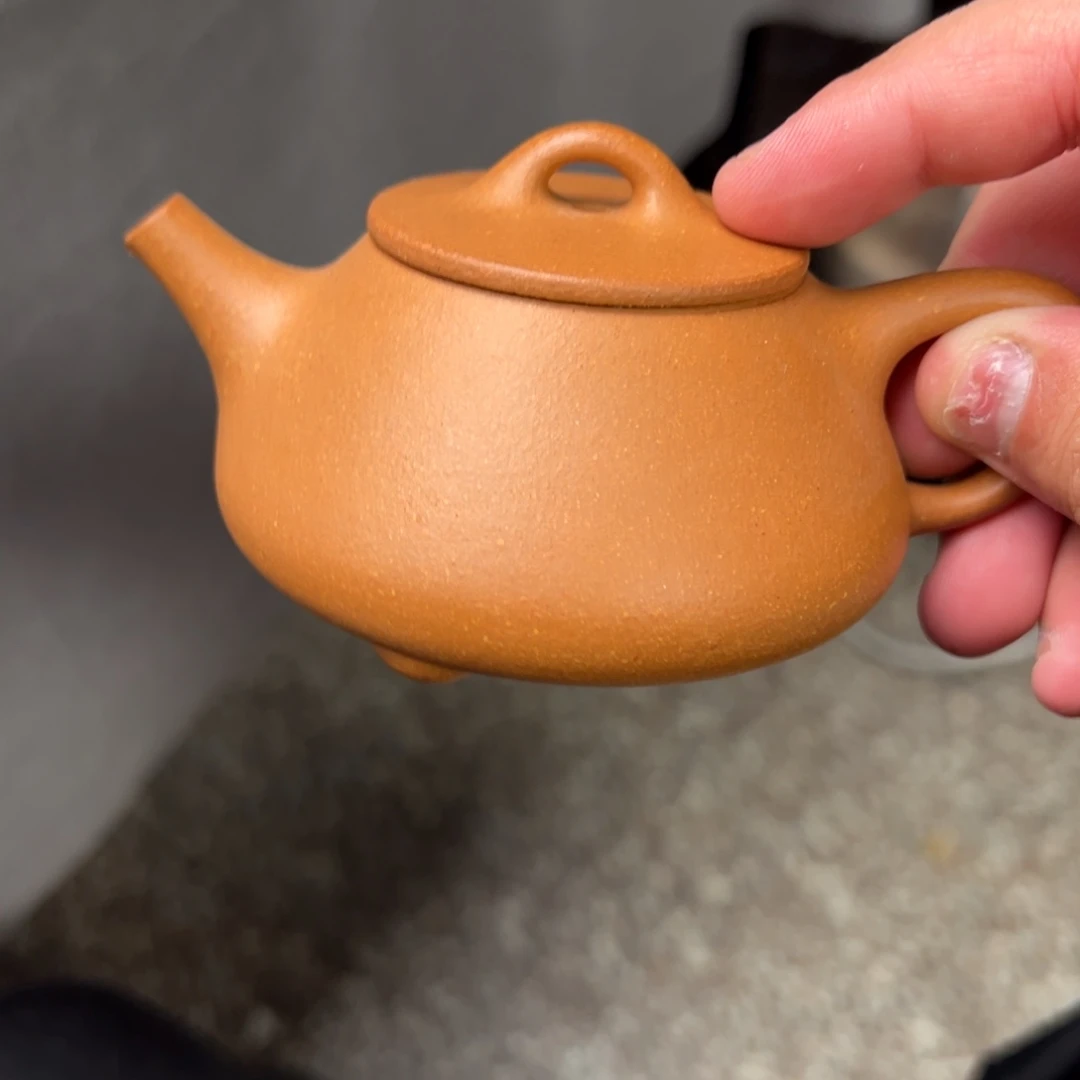 茶壶紫砂150cc黄金段平盖