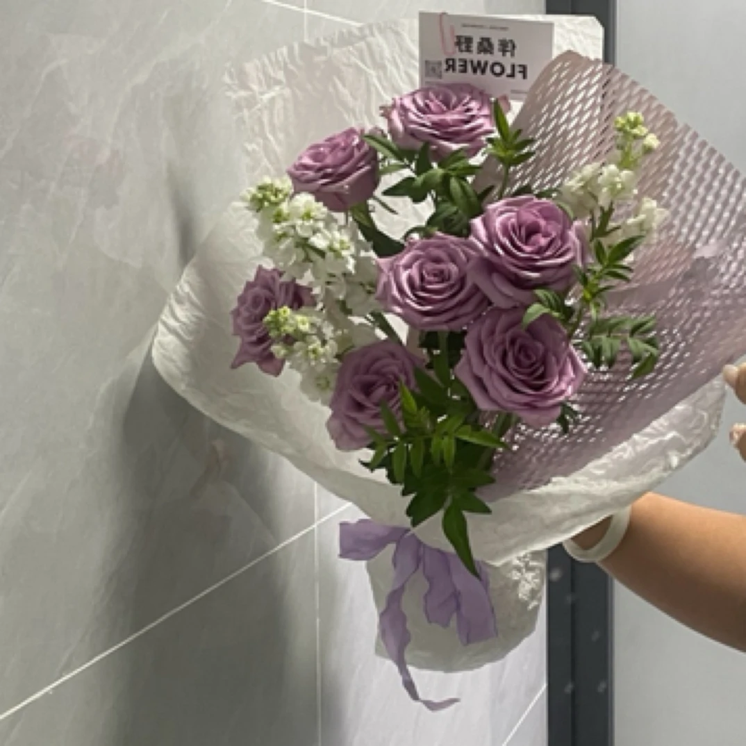 紫白色系｜海洋之歌混搭花束同城配送｜送女友送闺蜜长辈节日礼物