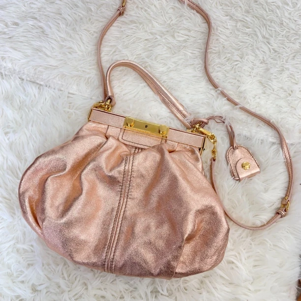 95新 MIU MIU/缪缪 爱夏奢品/缪缪/链条包/81090