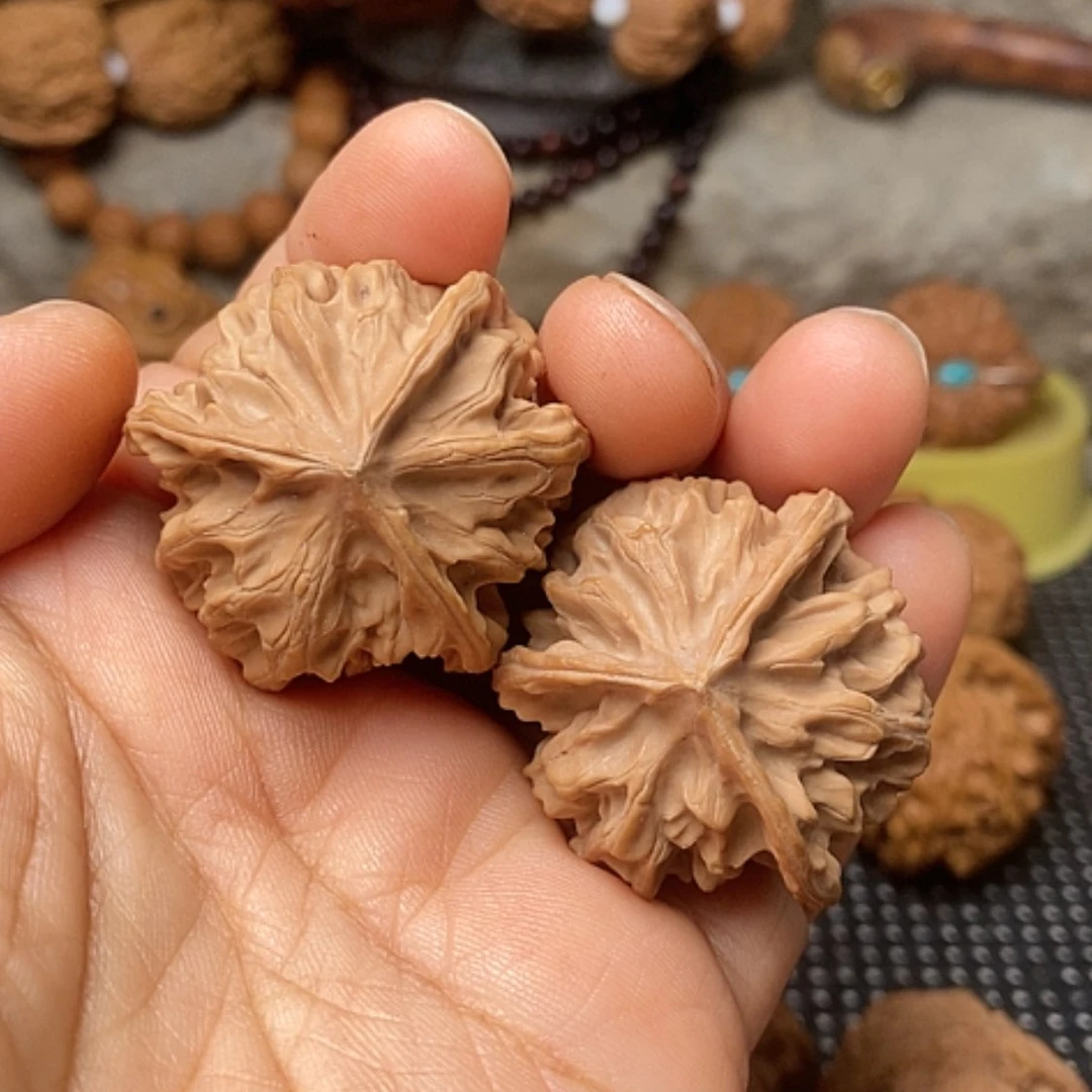 【闪购商品】把件文玩核桃三棱正奔36
