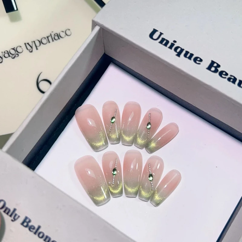 手工穿戴甲清新绿猫眼纯欲风法式精灵款腮红甲片时尚显白美甲片超