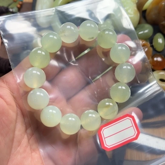 合金蛇纹石玉颈饰