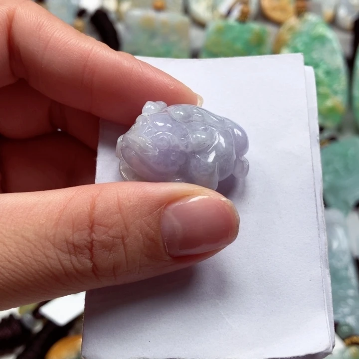 翡翠未镶嵌颈饰掛件