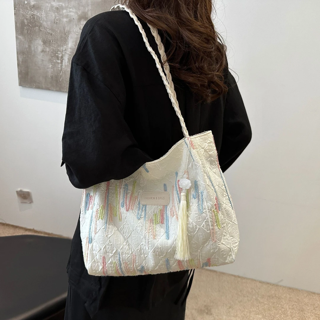 小众简约单肩包女大容量通勤上课包包2025夏季新款洋气休闲托特包