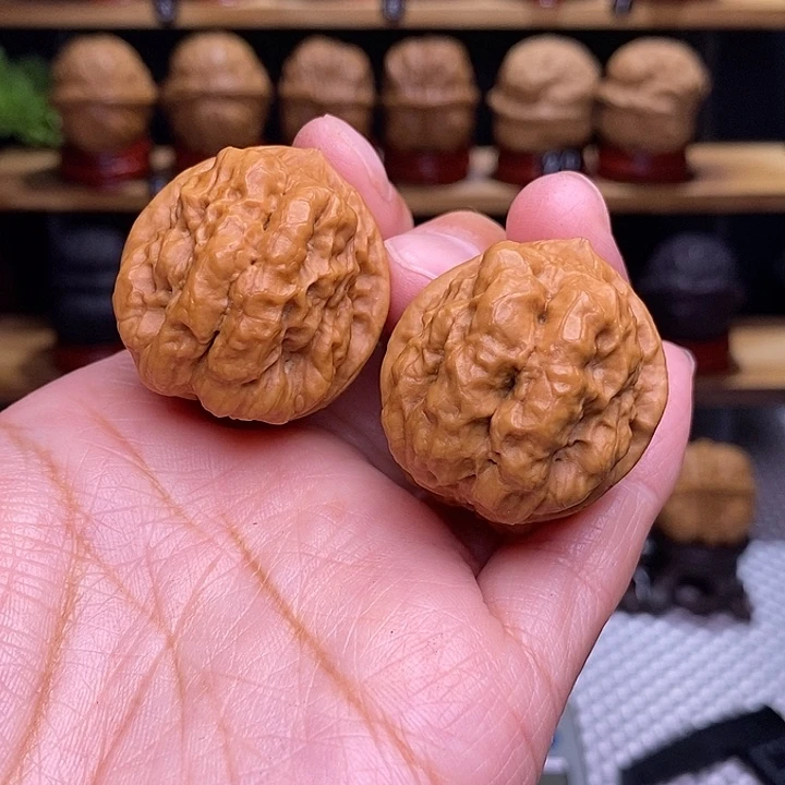 文玩核桃吊坠清****家赤霄金蝉28