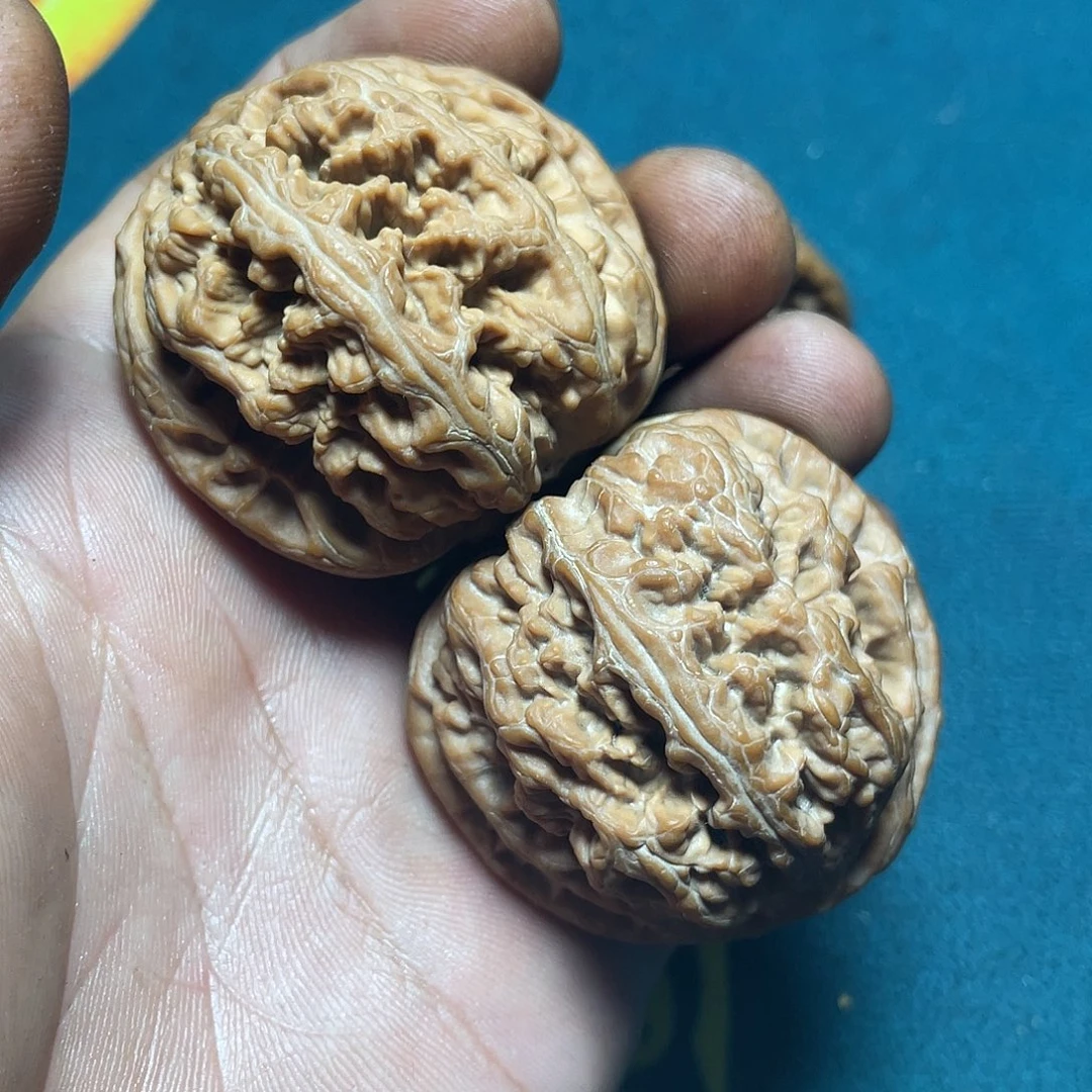白***吊坠文玩核桃粗筋