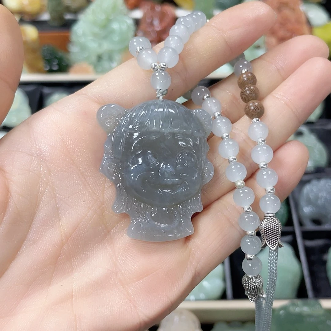 蛇纹石玉颈饰未镶嵌