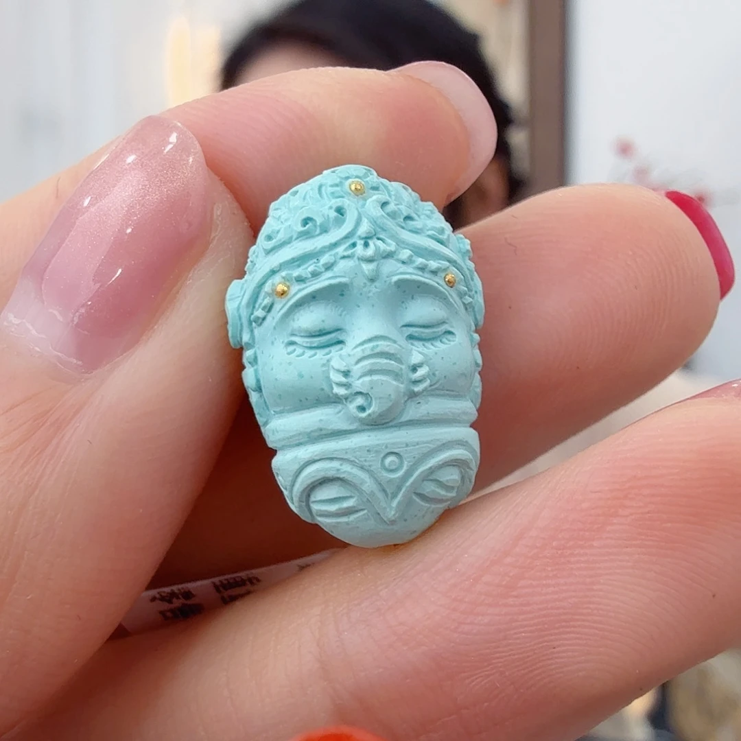 绿松石未镶嵌珠宝奇石