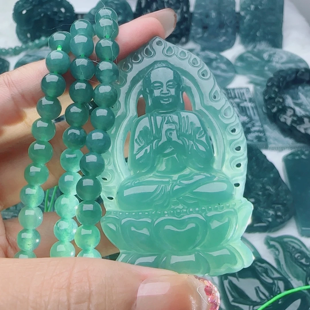 颈饰未镶嵌翡翠多样性发货天然的A货翡翠