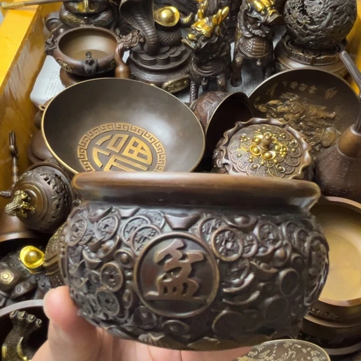 精美铜器摆件藏收