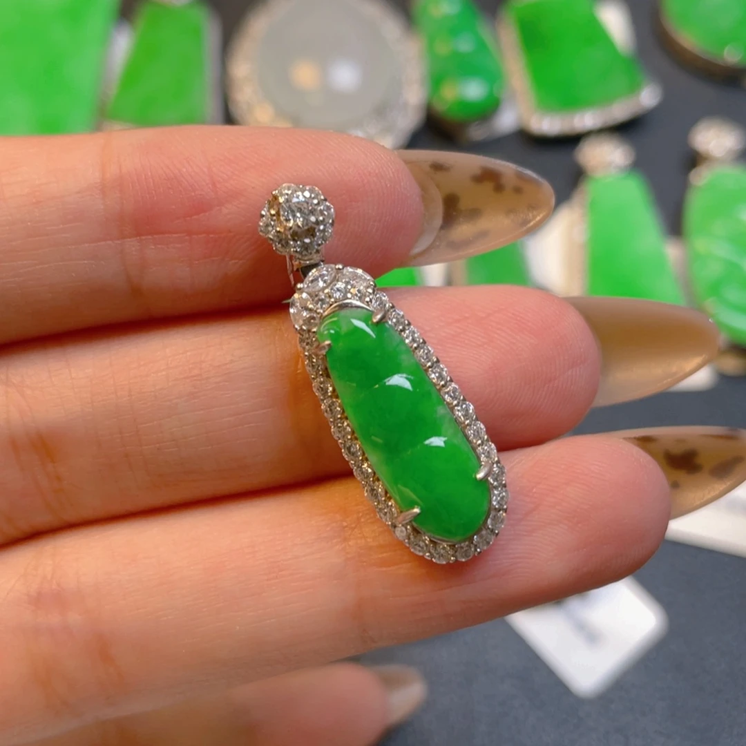 翡翠银S925镶嵌颈饰