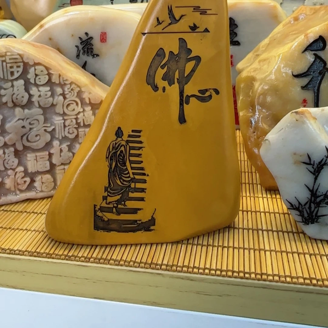 摆件燕*石头雕刻艺术设计