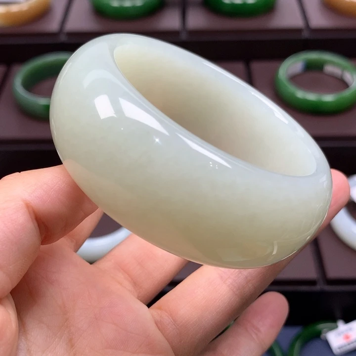 未镶嵌手镯和田玉5455