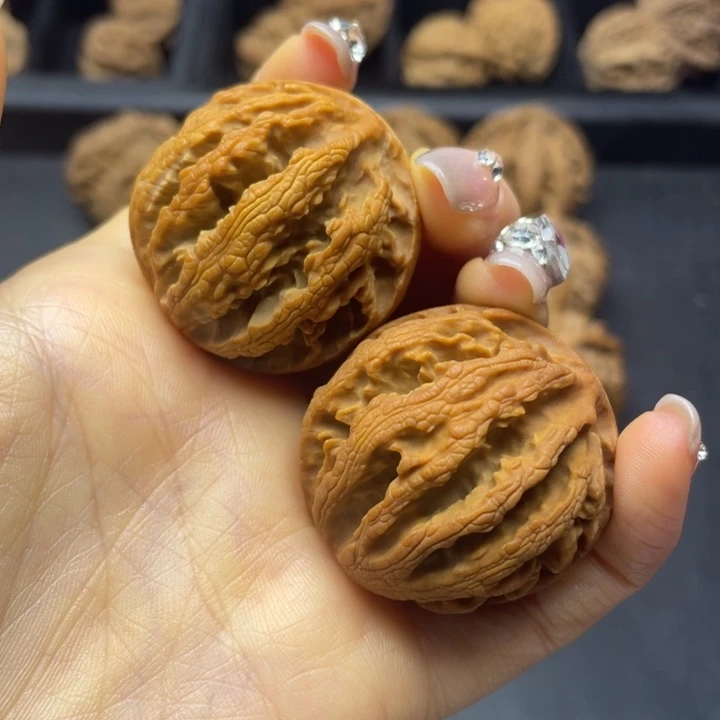 文玩核桃吊坠突突突突突突突