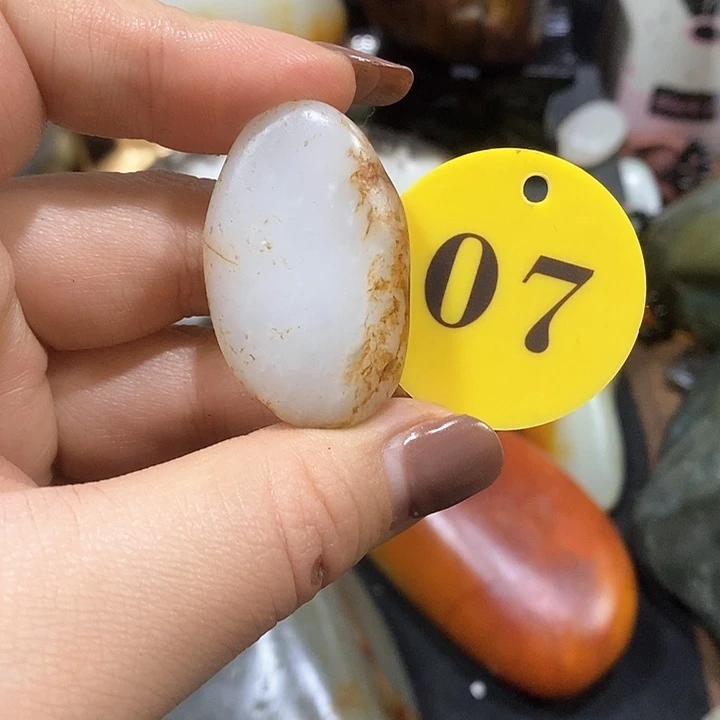 未镶嵌和田玉（糖玉）挂件