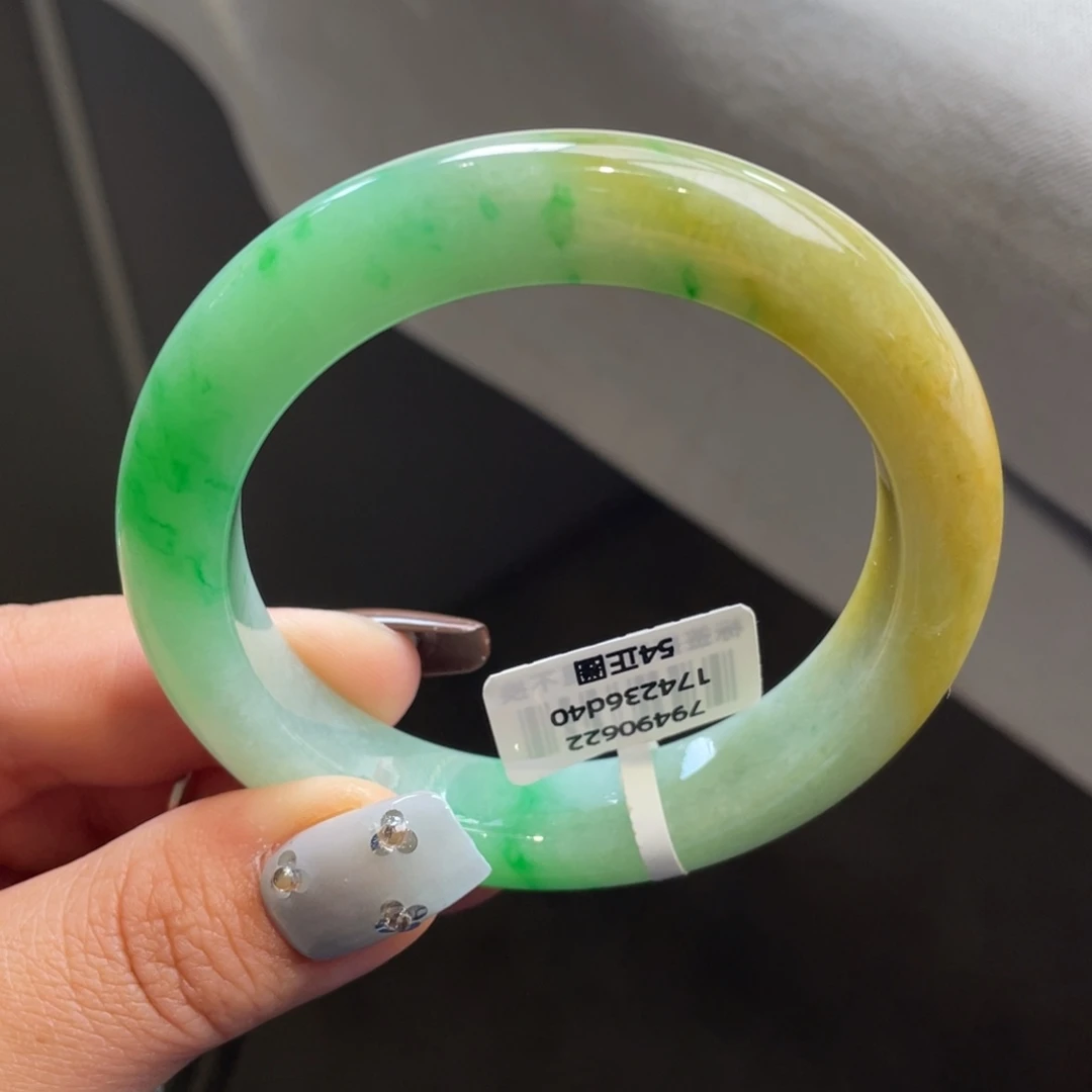 翡翠未镶嵌手镯黄加绿厚装手镯