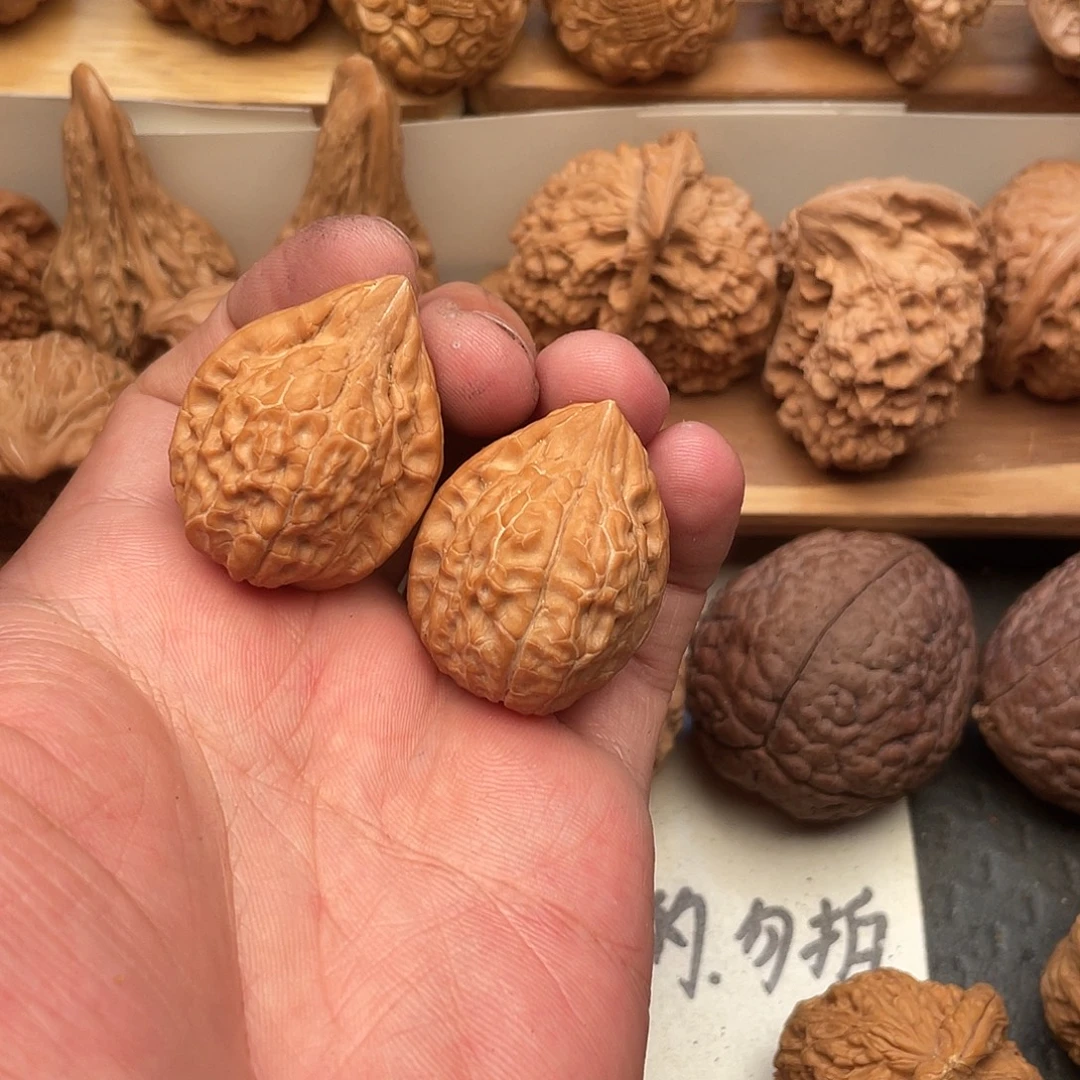蒙***哥吊坠文玩核桃龟甲