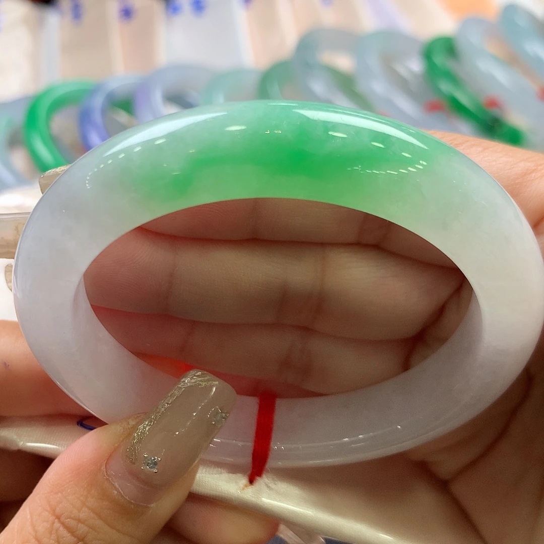 翡翠未镶嵌手镯55正圈