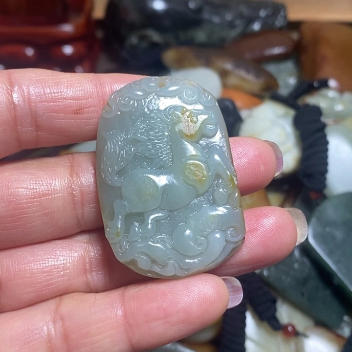 和田玉挂件未镶嵌