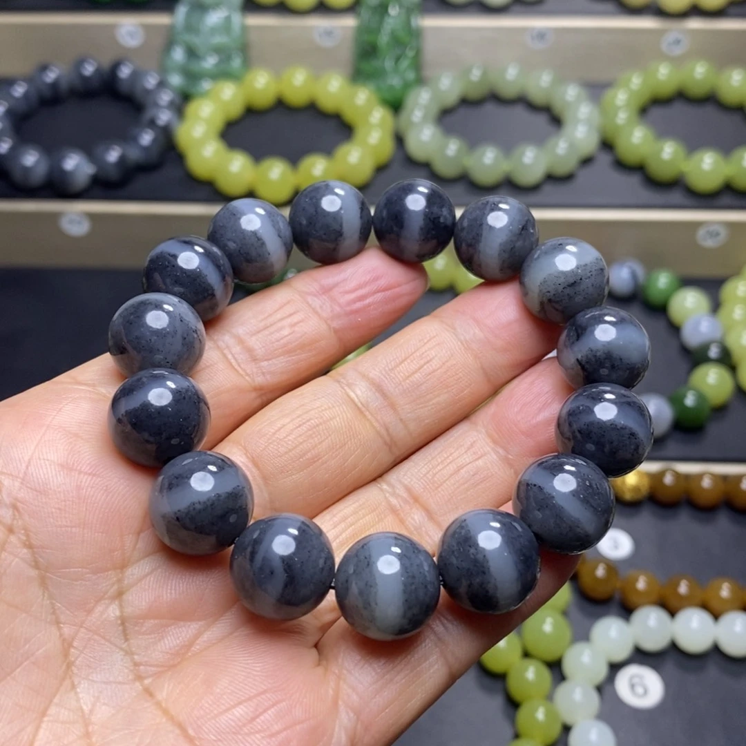 和田玉未镶嵌手串