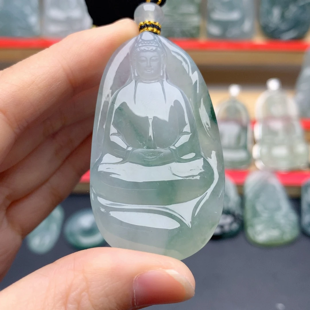 翡翠未镶嵌颈饰素衣