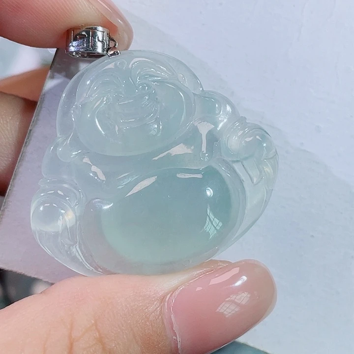 颈饰18K金镶嵌翡翠佛公