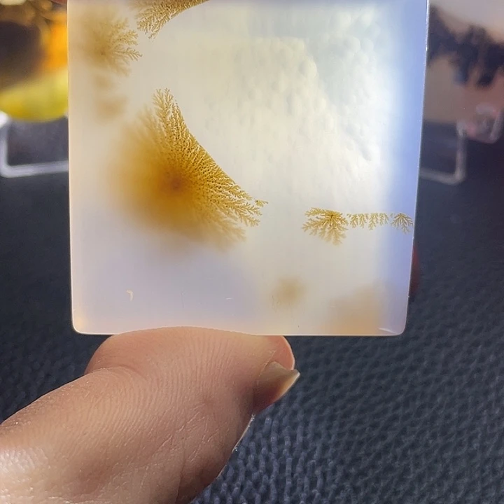 海***0玛瑙/玉髓未镶嵌颈饰