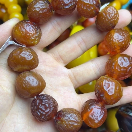 琥珀未镶嵌手链蜜蜡