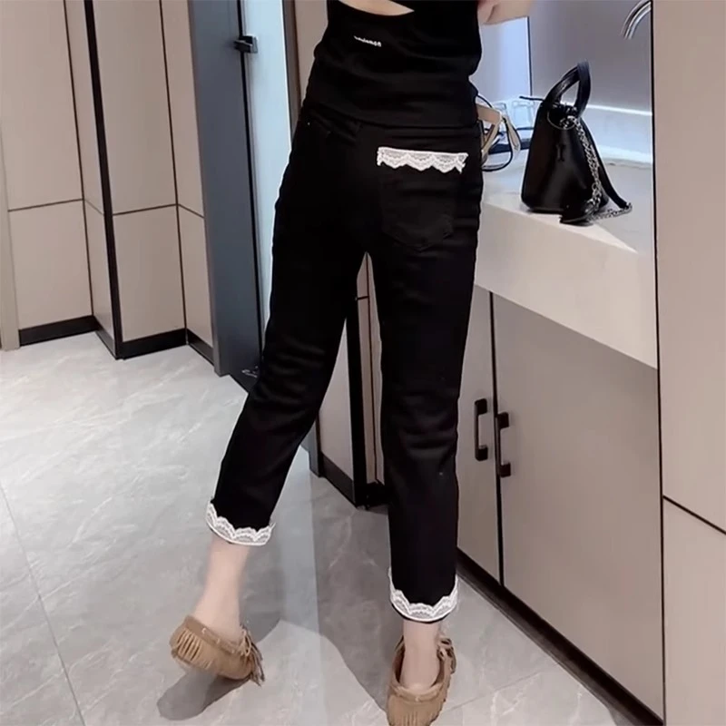蕾丝拼接八分烟管牛仔裤女装大码胖mm夏季薄款显瘦遮肉弹力直筒裤