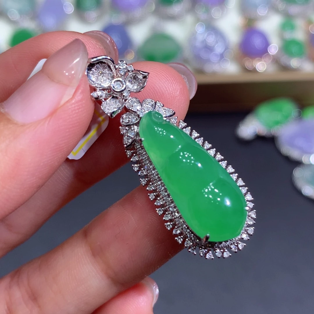 翡翠18K金镶嵌吊坠(不含链)