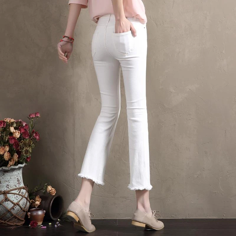 白色牛仔裤女2025秋冬加绒高腰显瘦女款裤子九分加厚修身喇叭裤子