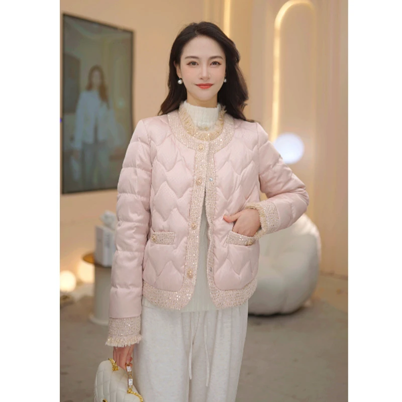 马克华菲女装小香风织带柔软舒适短款时尚休闲蓬松90鸭绒羽绒服