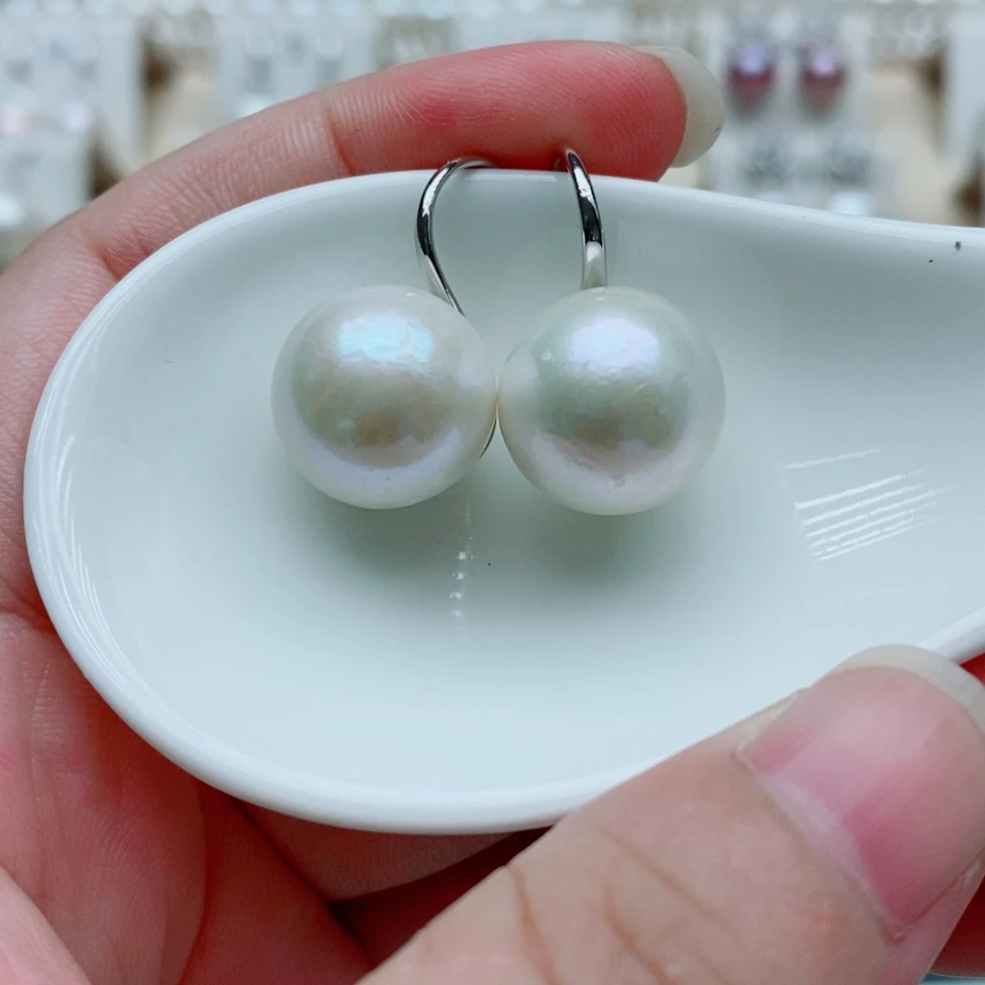 耳饰银S925镶嵌淡水珍珠13.4mm