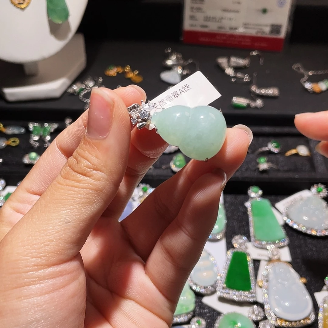 翡翠银S925镶嵌颈饰