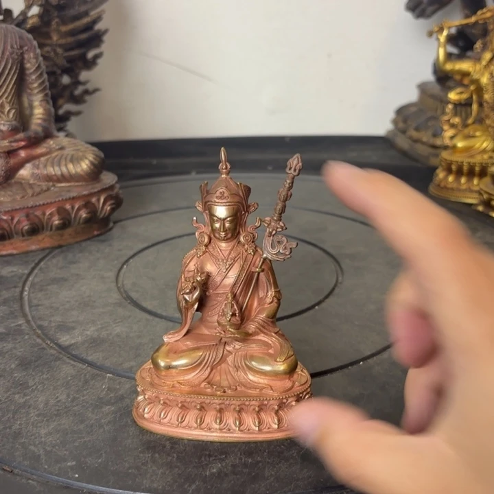 莲花生大师紫铜摆件